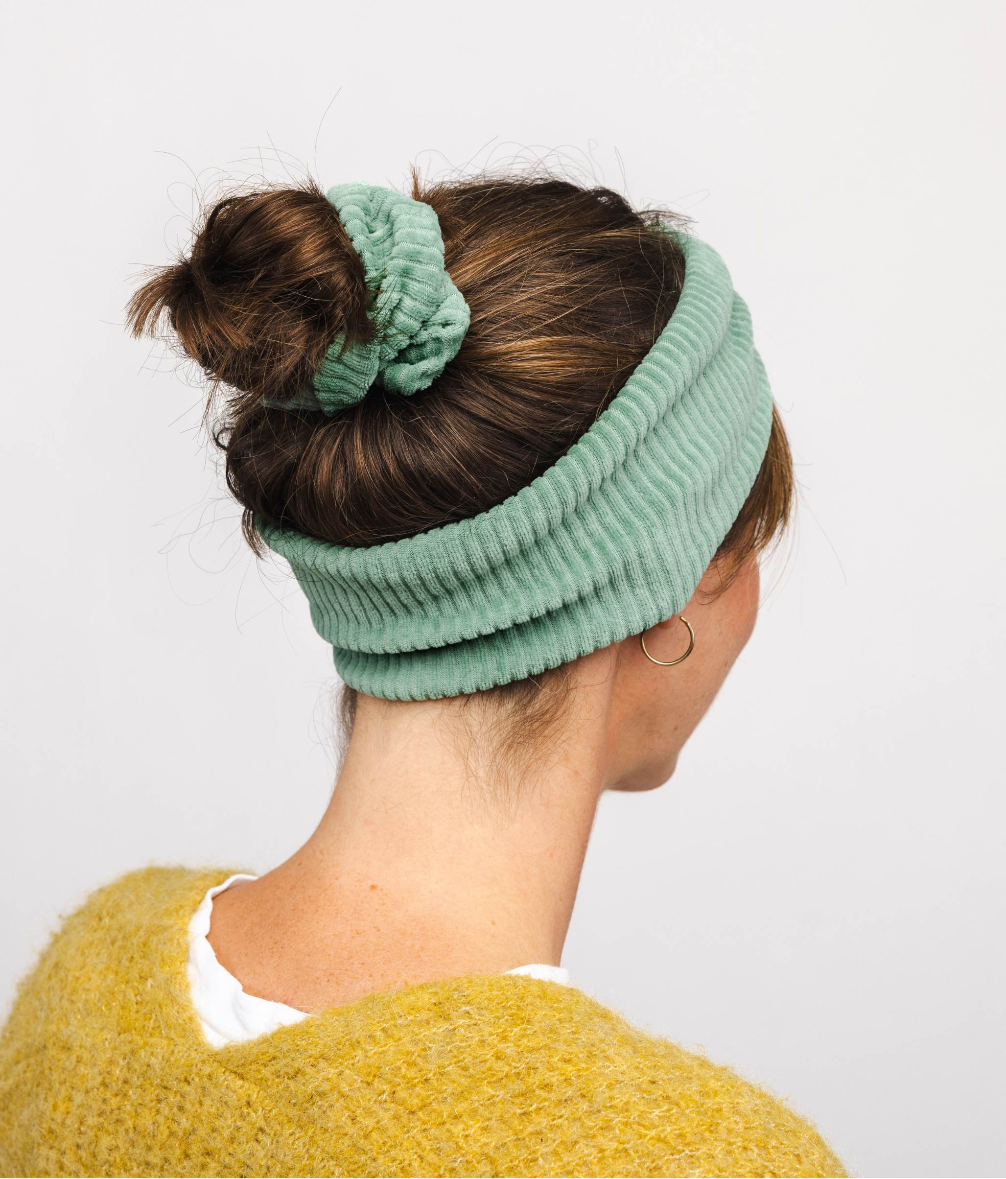 Haarband aus Bio Samt Rippe - Haarbänder - obumi - 468 - Aloe