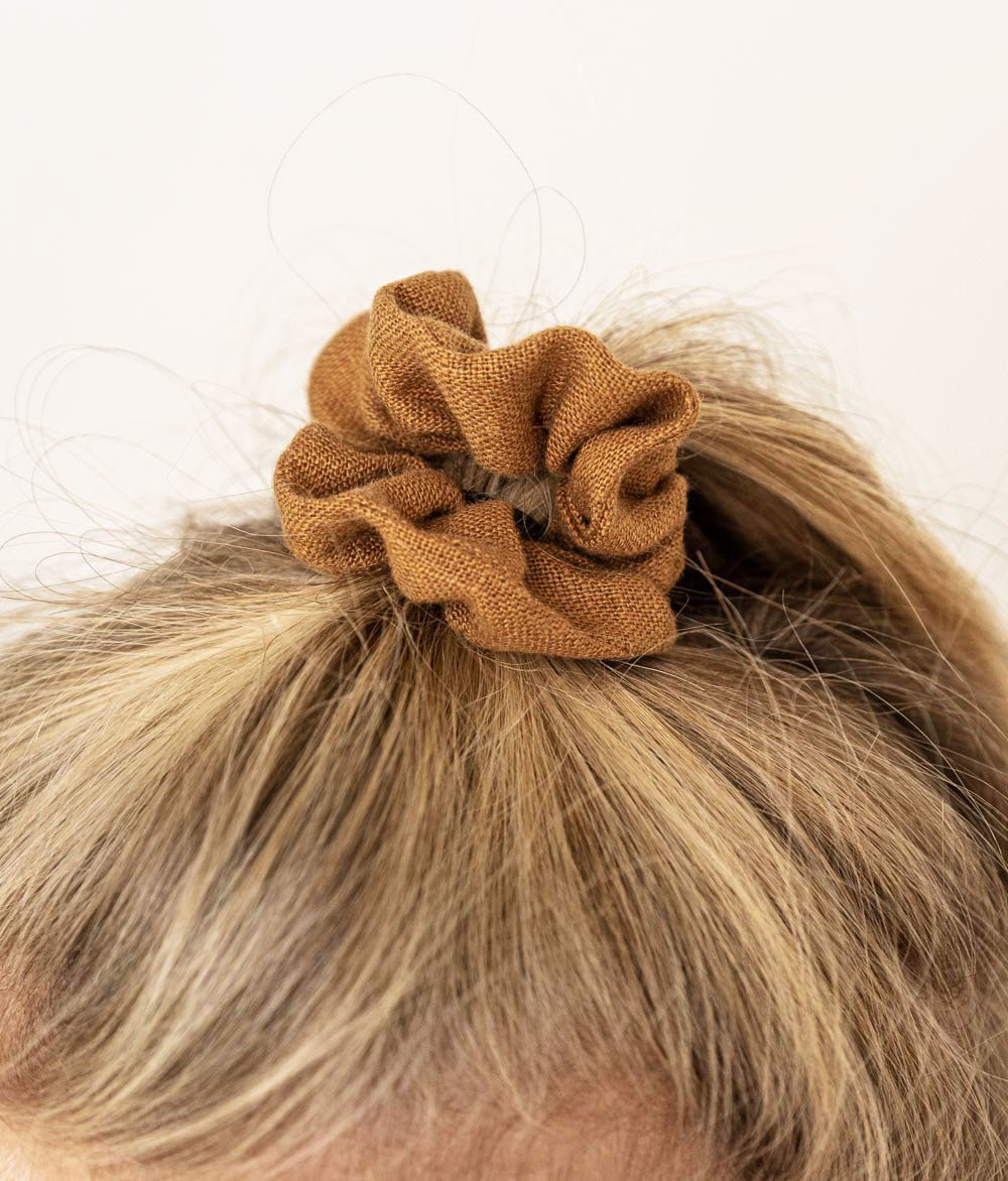 Scrunchie aus Leinen - Haargummis - obumi - 271 - Cinnamon