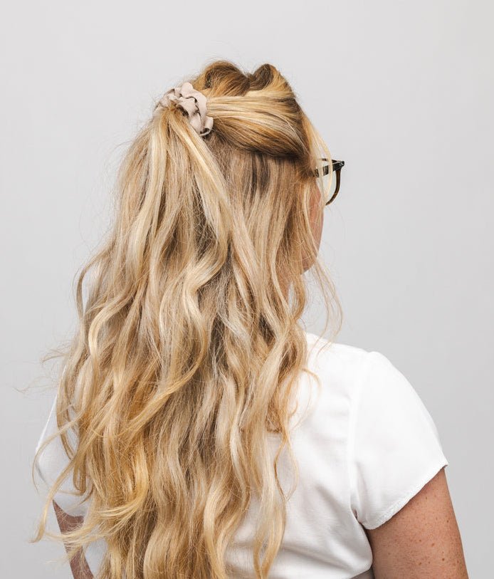 Scrunchie aus Lyocell - in 2 Größen - Haargummis - obumi - 287 - Beige