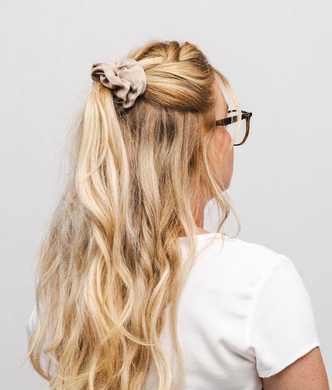 Scrunchie aus Lyocell - in 2 Größen - Haargummis - obumi - 982 - Beige