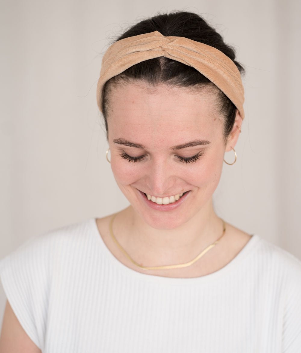 Haarband Bow aus Bio Samt - Haarbänder - obumi - 452 - Beige