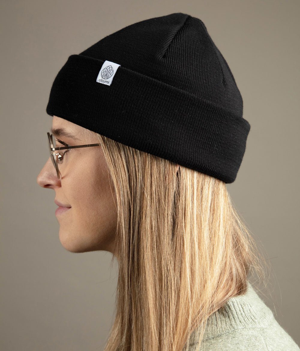 Mütze Feinstrick aus Bio Baumwolle - Mütze - obumi - 715 - Black
