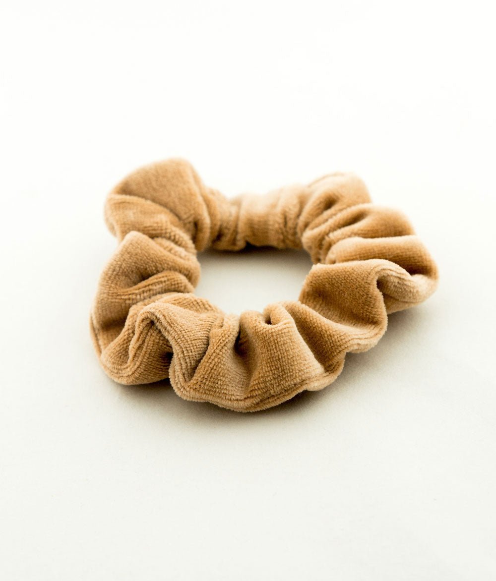 Scrunchie aus Bio Samt - Haargummis - obumi - 562 - Beige